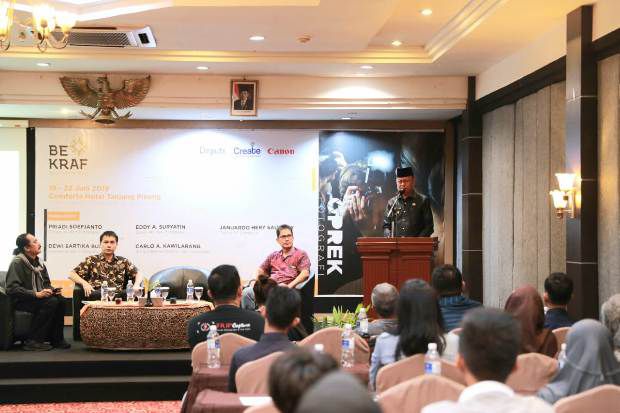 Fotografi sebagai Produk...