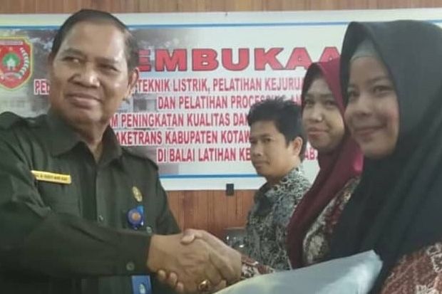 Tekan Angka Pengangguran,...