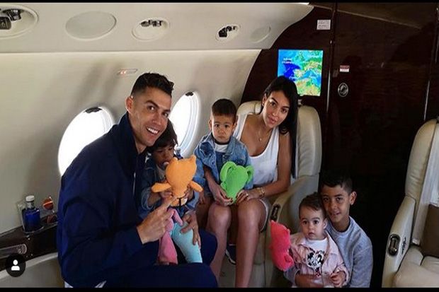 Liburan ke Yunani, Cristiano...