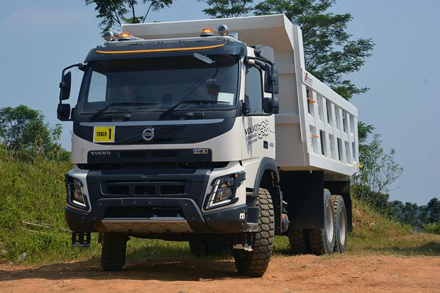 Volvo Indonesia Tawarkan...