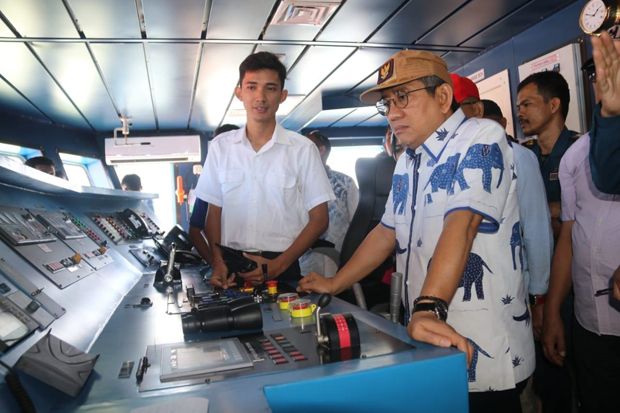 Persiapan Jalur Tol...