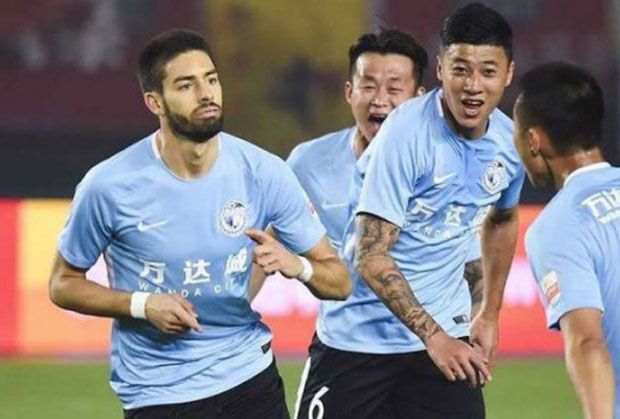 Penyerang Liga China...