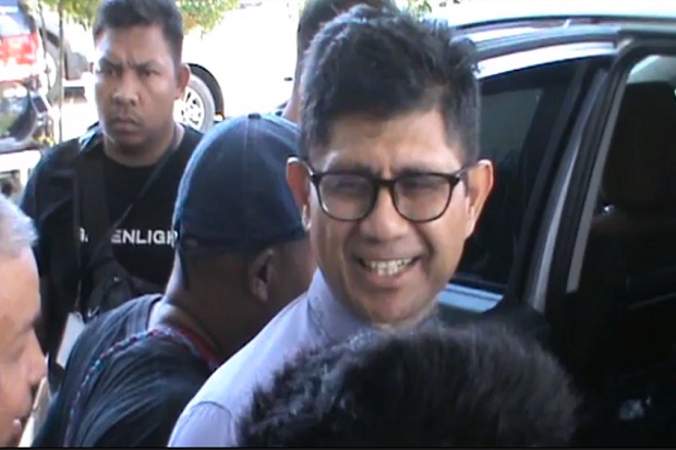Sultra Dikepung Banjir,...