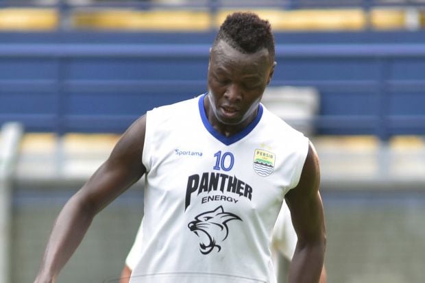 Ezechiel Ndouassel Diragukan...