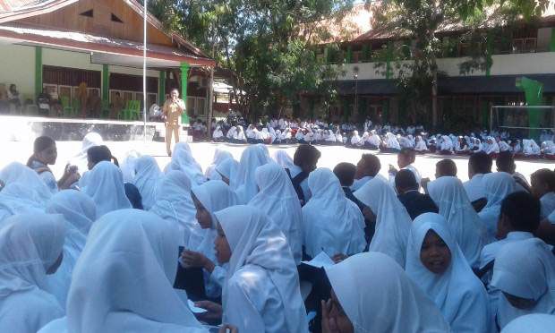 Sosialisasi Bahaya Penggunaan...