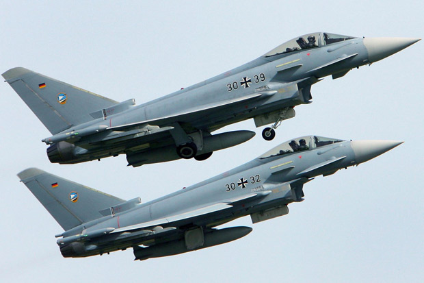 Dua Jet Tempur Jerman...