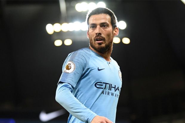 David Silva Isyaratkan...