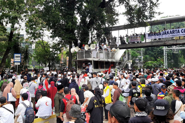 Ratusan Petugas KPPS...