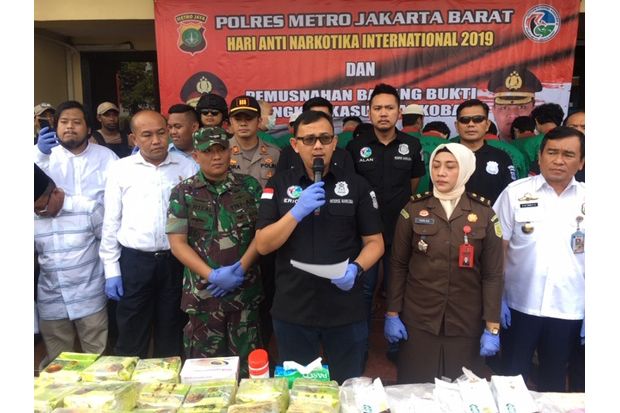 Belum Didampingi Pengacara,...