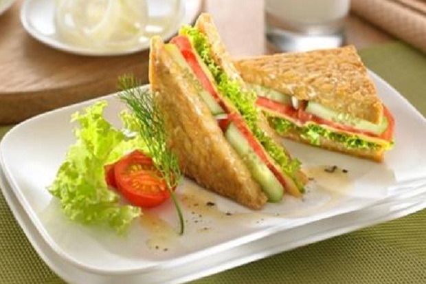 Sandwich Keju Alpukat...