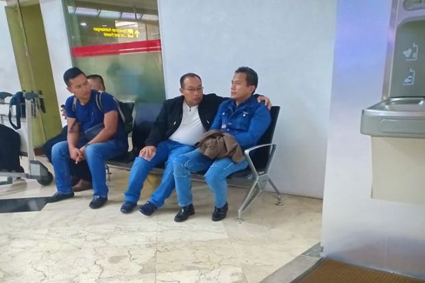 Selama Buron, Mindo...