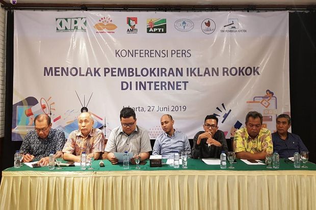 Pemangku Kepentingan...