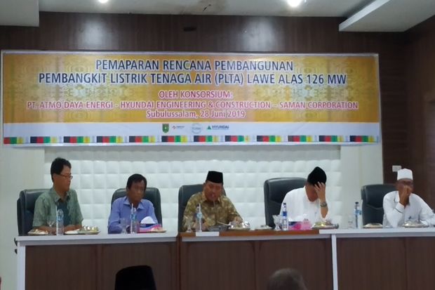 Pembangunan Mega Proyek...