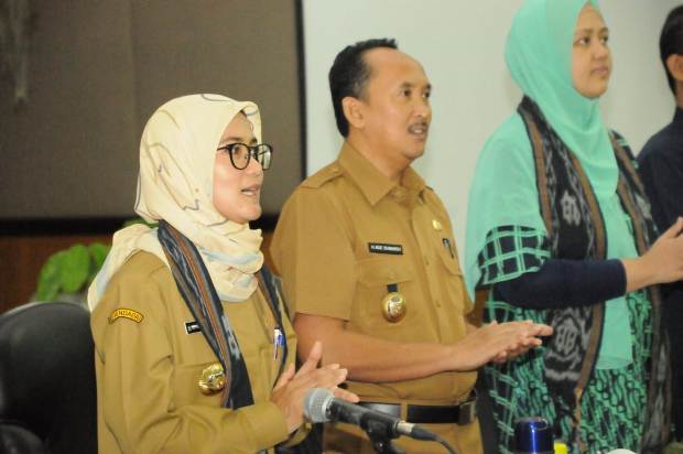 Bupati Iti: Anak-Anak...