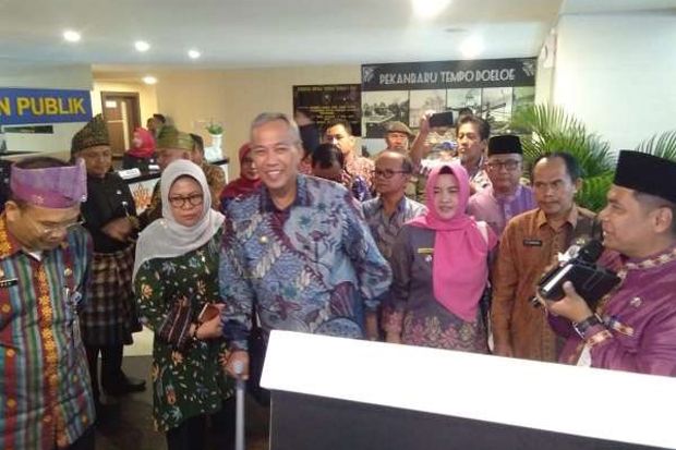 Bupati Tanah Datar Pelajari...