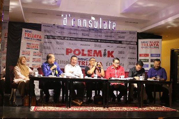 Jokowi Susun Kabinet,...