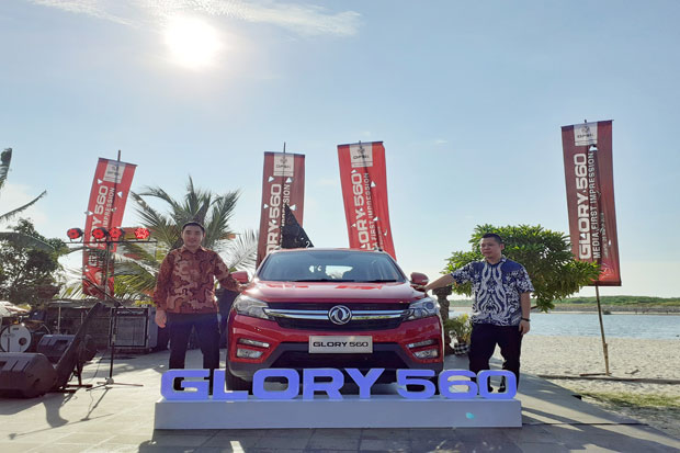 DFSK Glory 560 Hadir...