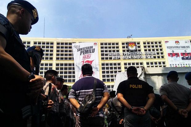 Jelang Penetapan Capres-Cawapres,...