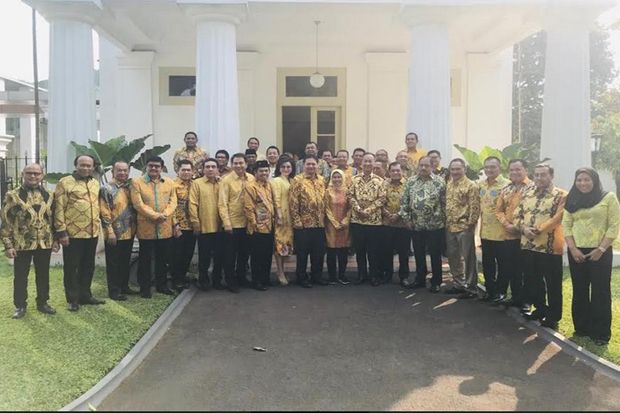 Jokowi Beri Sinyal Restui...