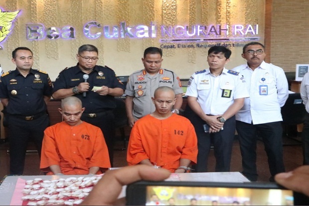 Warga Nepal Telan 63...