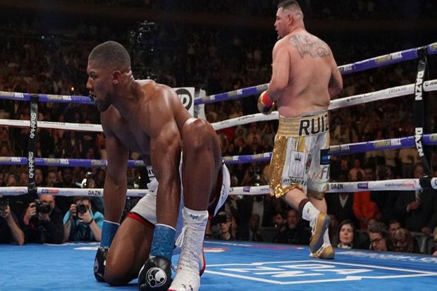 Anthony Joshua vs Andy...