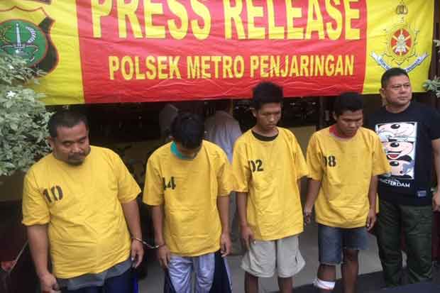Bulak Balik Penjara,...