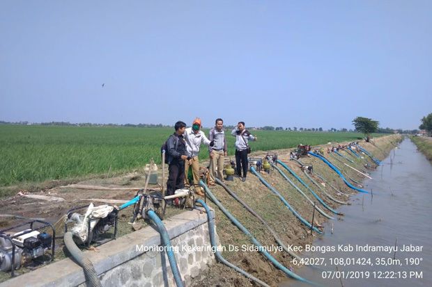 Ratusan Pompa Diturunkan...