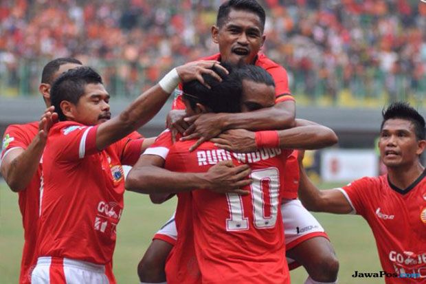 Unggul Tipis atas PSS...
