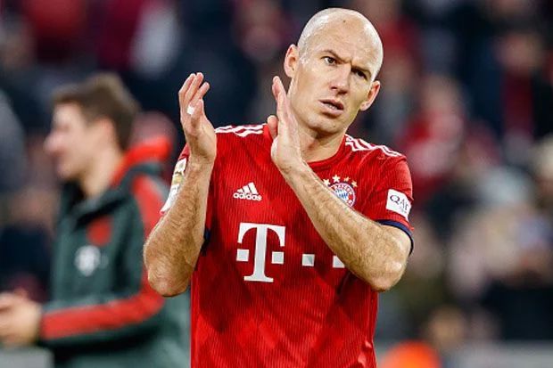 Meski Berat, Arjen Robben...