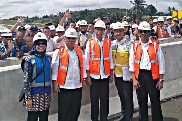 Tol Manado-Bitung Topang...