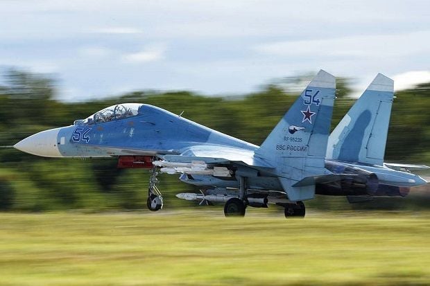 Su-27 Rusia Cegat Pesawat...