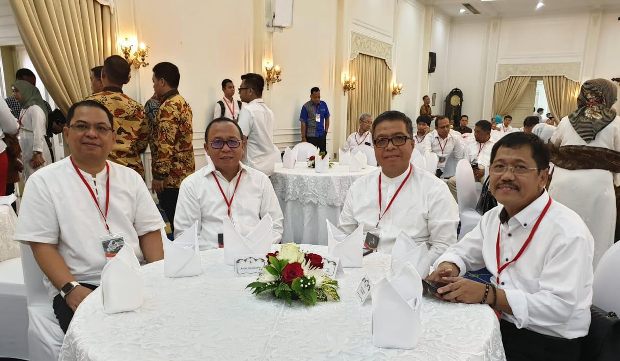 Bupati dan Sekkab Resmi...