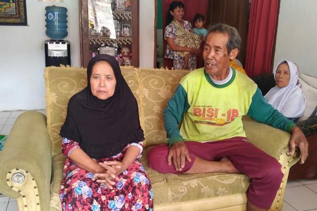 57 Menabung, Pasutri...