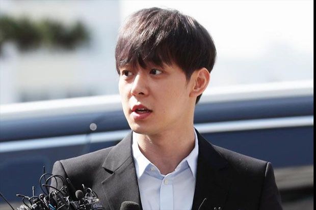Bebas, Park Yoochun...