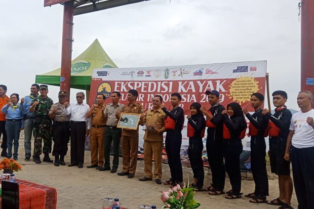 Ekspedisi Kayak Pelajar...