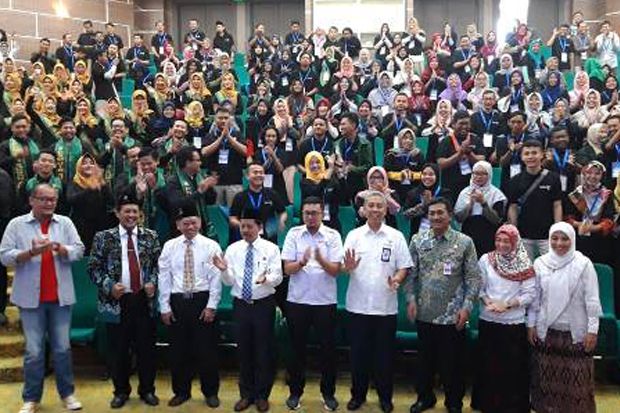 Goes To Campus Kemenpar...