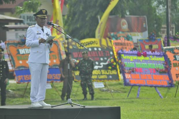 Kerja Keras dan Pengabdian...