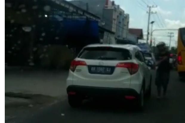 Beredar Video Pengendara...