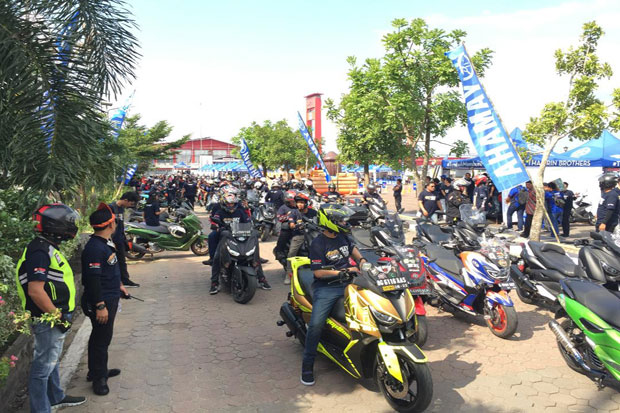 Sambangi Pontianak,...