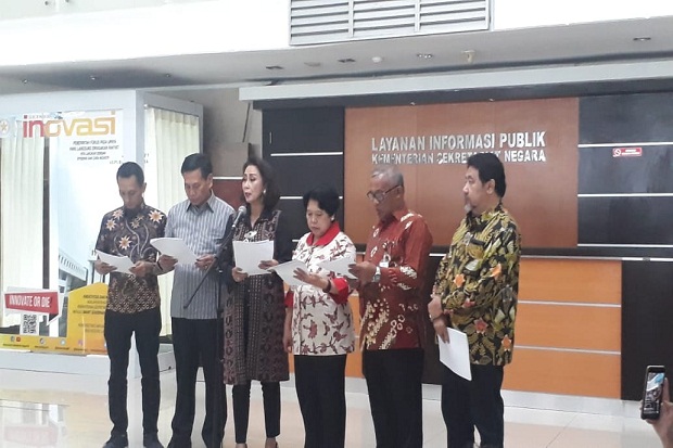 Hampir Separuh Pendaftar...