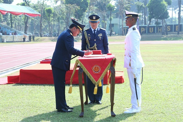 Panglima TNI Lantik...