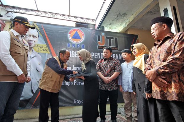 IJTI: Lewat Dedikasinya,...