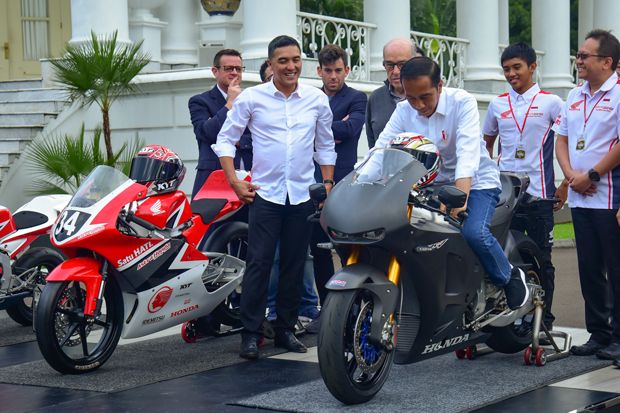 Jokowi Isyaratkan Banyak...