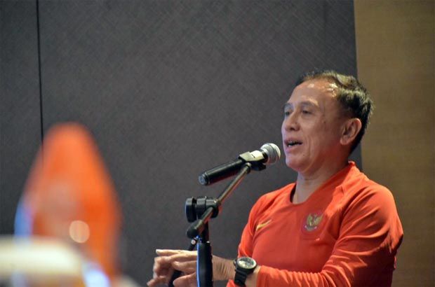 Iwan Bule Ingin Bawa...