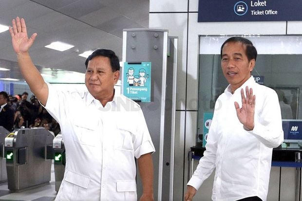 Pertemuan Prabowo-Jokowi,...