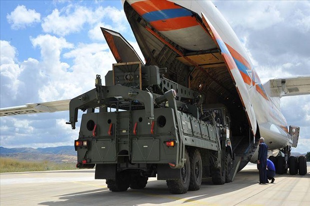 Pasok S-400 Rusia ke...