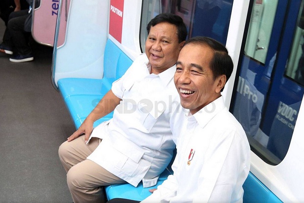 Ketegangan Politik di...