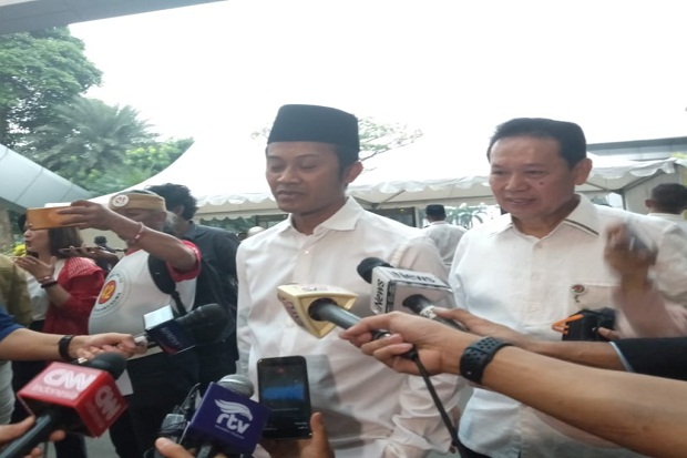 Soal Menteri Milenial,...