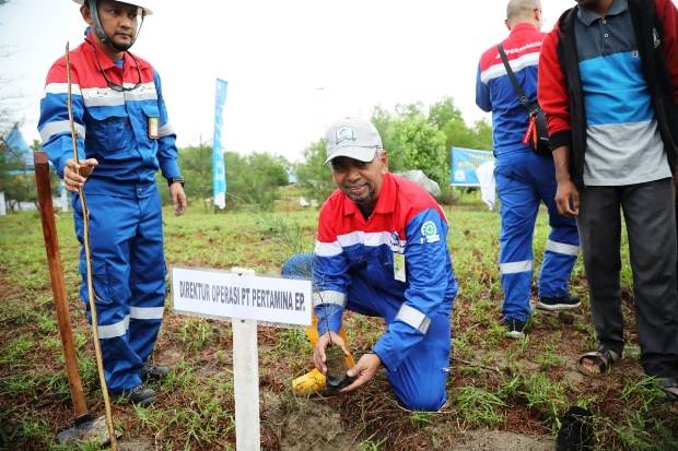 Produksi Minyak Pertamina...