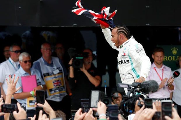 Tercepat di Silverstone,...